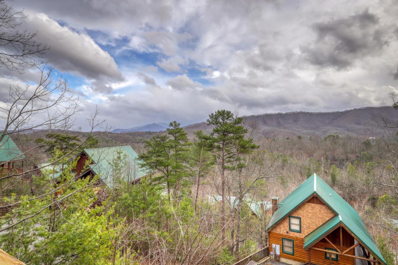 Above All Pigeon Forge Exteriör bild